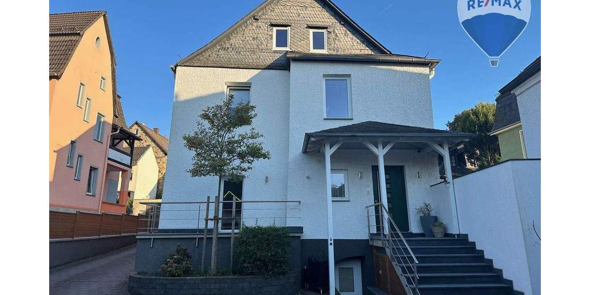 Einfamilienhaus Höhr-Grenzhausen Grenzhausen - 9 Zimmer, 225 m&sup2;, 459.000&euro; | Angebot:25664423