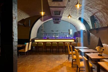 BarKneipePartykeller mit Theke & Aufenthaltsbereich in Boppard zimmer