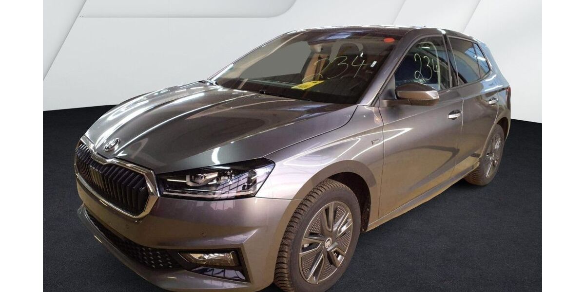 Skoda Fabia 5.156 km 21.590 &euro; Diez 65582