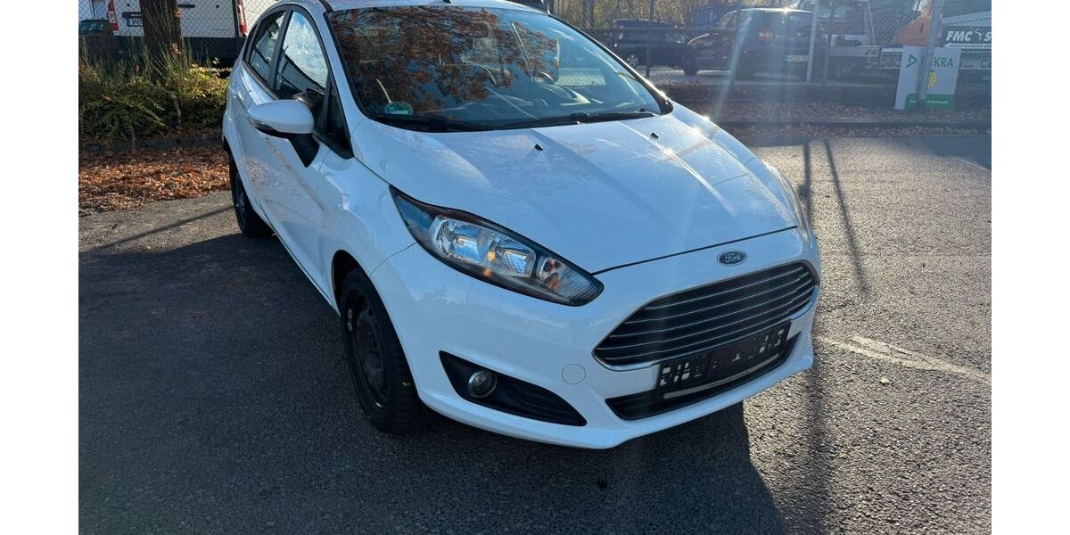 Ford Fiesta 167.855 km 2.490 &euro; Niederelbert 56412