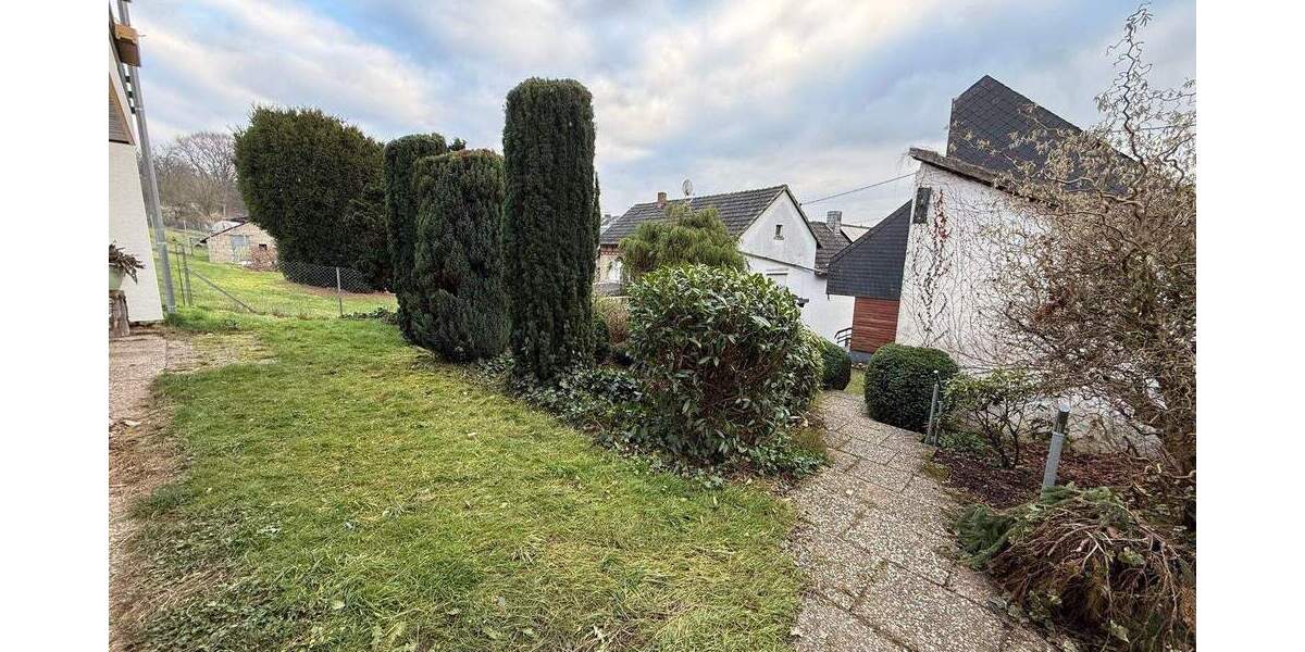 Einfamilienhaus Neuwied / Rodenbach Rodenbach - 9 Zimmer, 190 m&sup2;, 289.000&euro; | Angebot:25668162