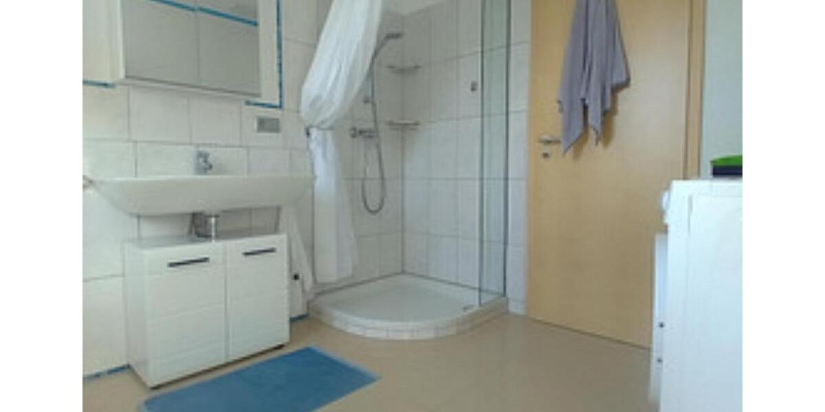 freistehendes Einfamilienhaus +Einliegerwohnung, saniert,möbliert 7 zimmer