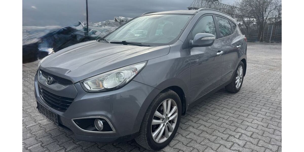 Hyundai ix35 227.885 km 5.590 &euro; Oberhonnefeld 56587