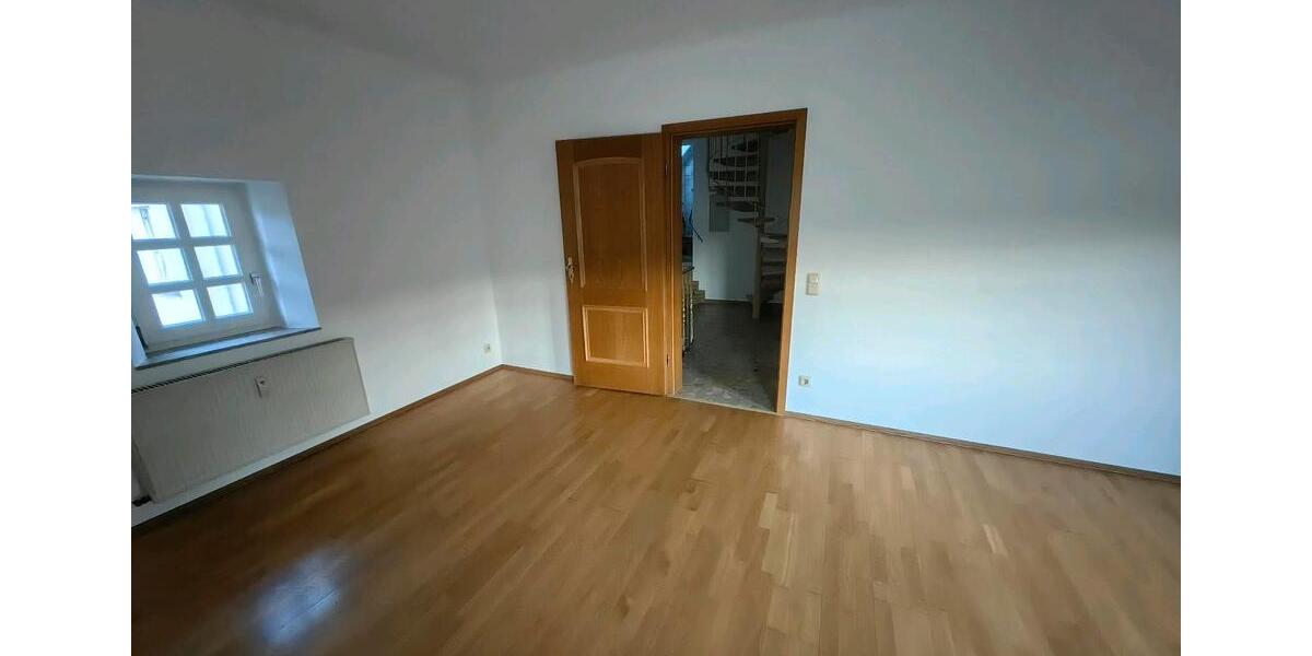 Einfamilienhaus Singhofen - 3 Zimmer, 90 m&sup2;, 990&euro; | Angebot:26382286