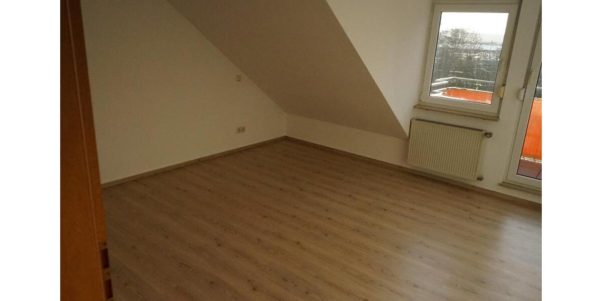 Mietwohnung 2. OG, 86m2 4 zimmer