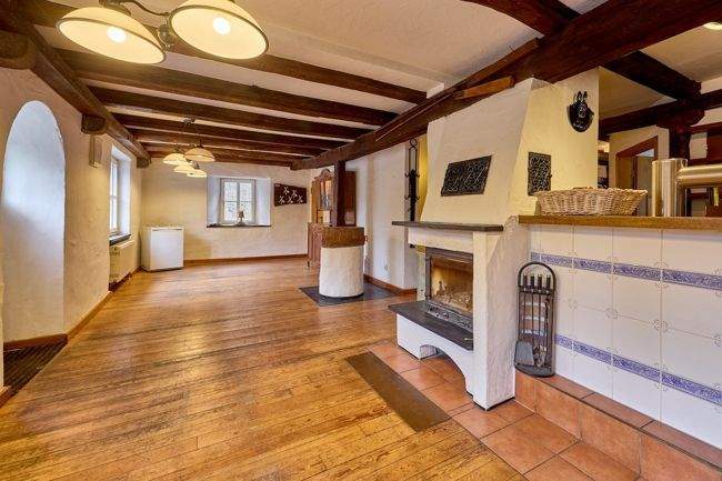 Gewerbeobjekt Roes - 1.250.000&euro; | Angebot:25672681