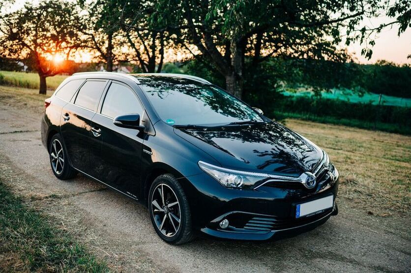 Auris Touring Sports