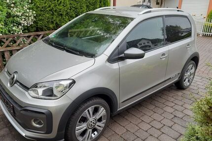 VW up! 9.700 km 11.900 &euro; Polch 56751
