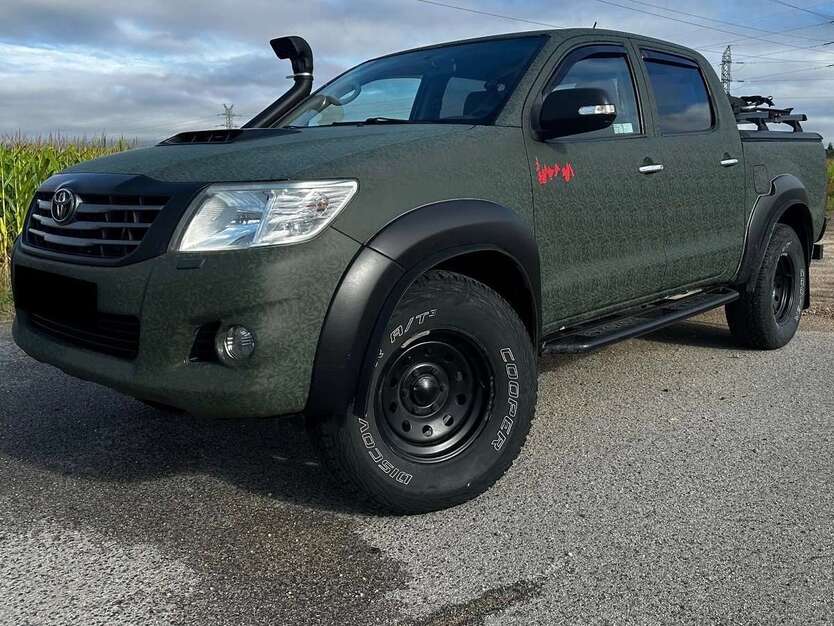 Toyota Hilux 198.000 km 21.000 € Neuwied 56564