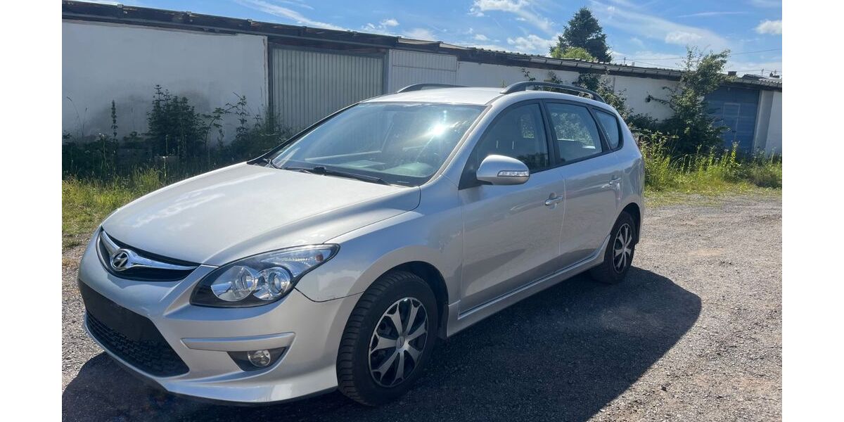 Hyundai i30 84.000 km 4.400 &euro; Mayen 56727