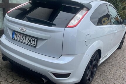 Ford Focus 147.800 km 11.500 € Mayen 56727