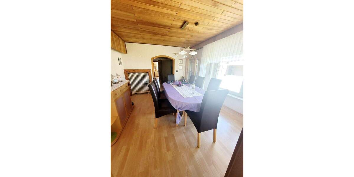 Mehrfamilienhaus, Wohnhaus Höhr-Grenzhausen Grenzhausen - 6 Zimmer, 168 m&sup2;, 209.000&euro; | Angebot:25567292