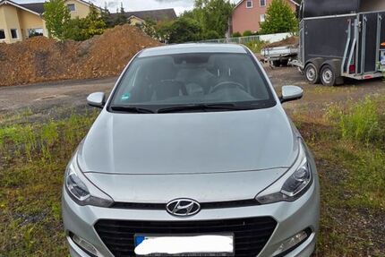 Hyundai i20 133.000 km 7.500 &euro; Diez 65582