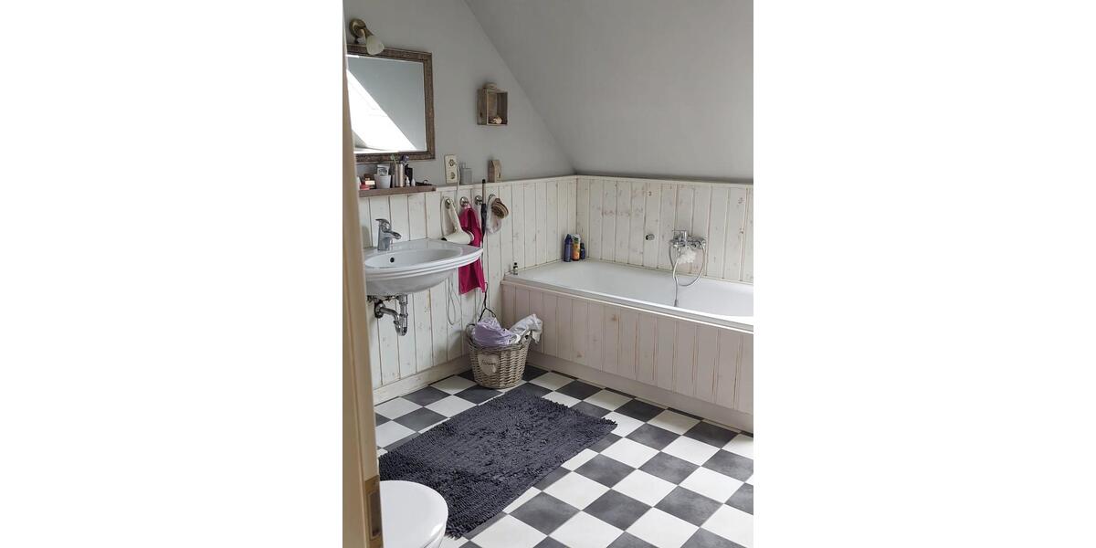 Einfamilienhaus Selters (Westerwald) - 6 Zimmer, 130 m&sup2;, 1.200&euro; | Angebot:26477692