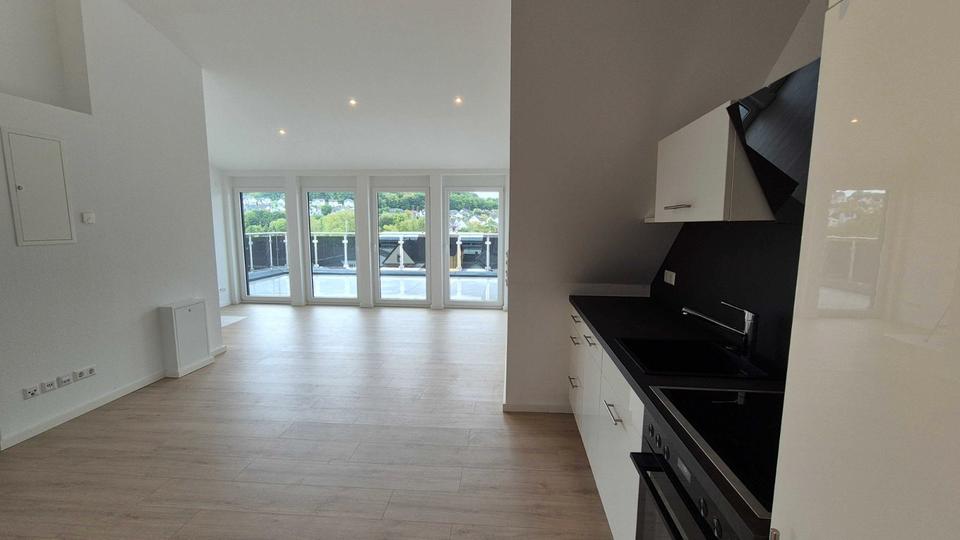 Dachgeschoßwohnung Urmitz - 2 Zimmer, 70 m&sup2;, 820&euro; | Angebot:26689080