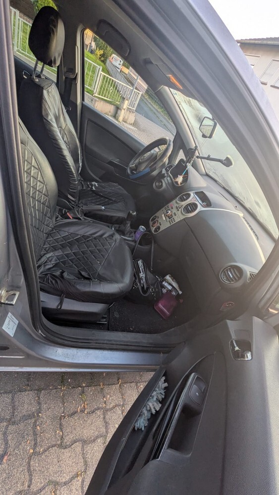 Opel Corsa D 210.000 km 2.000 € Neuwied 56564