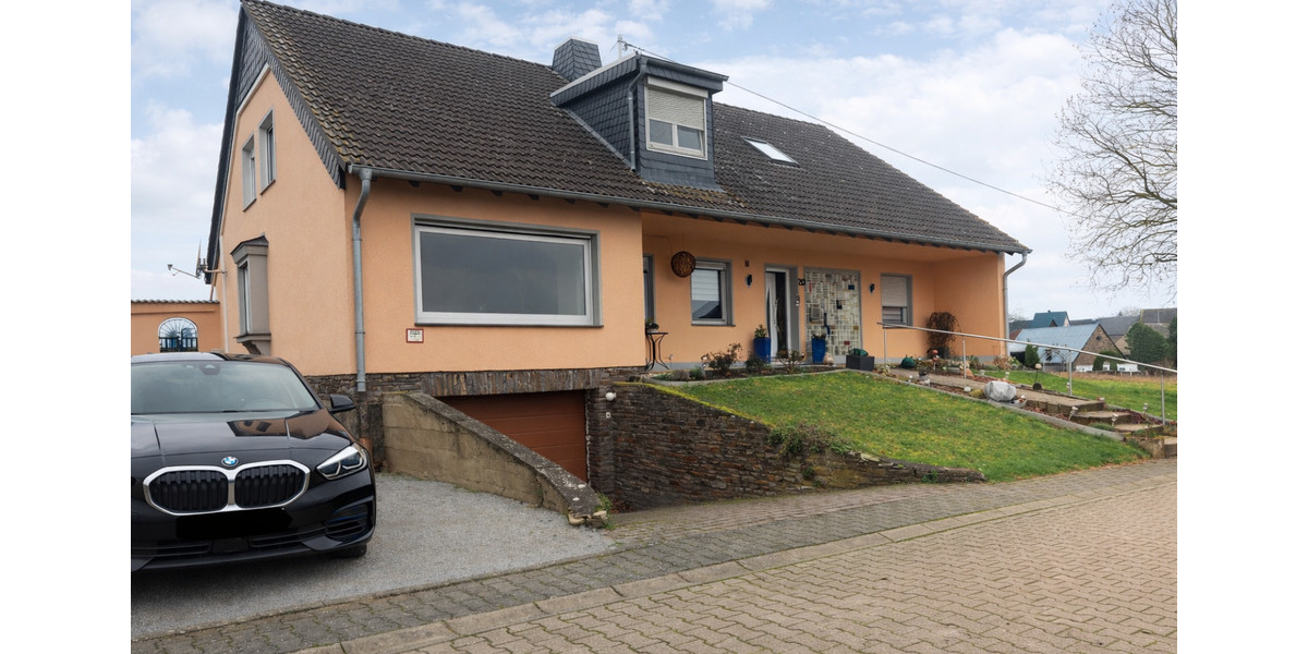 Dachgeschoßwohnung Dieblich - 4 Zimmer, 120 m&sup2;, 890&euro; | Angebot:25570766