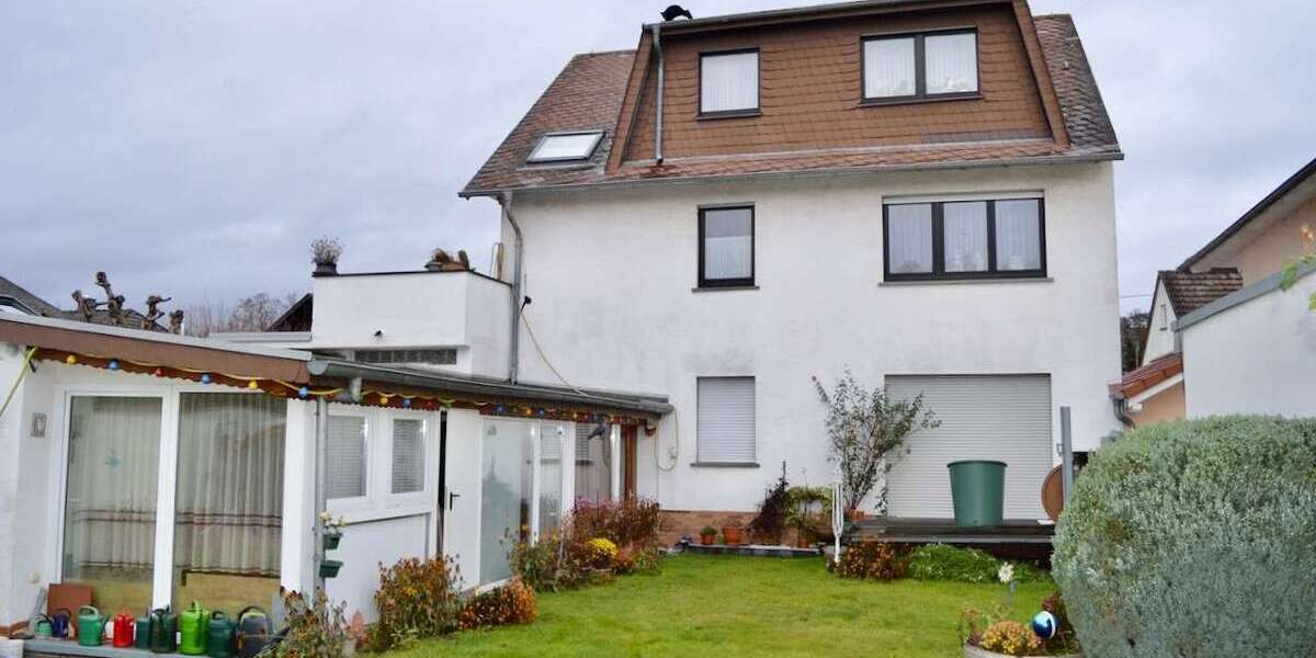 Haus zum Kaufen in Plaidt 389.000 € 229 m² 9 zimmer