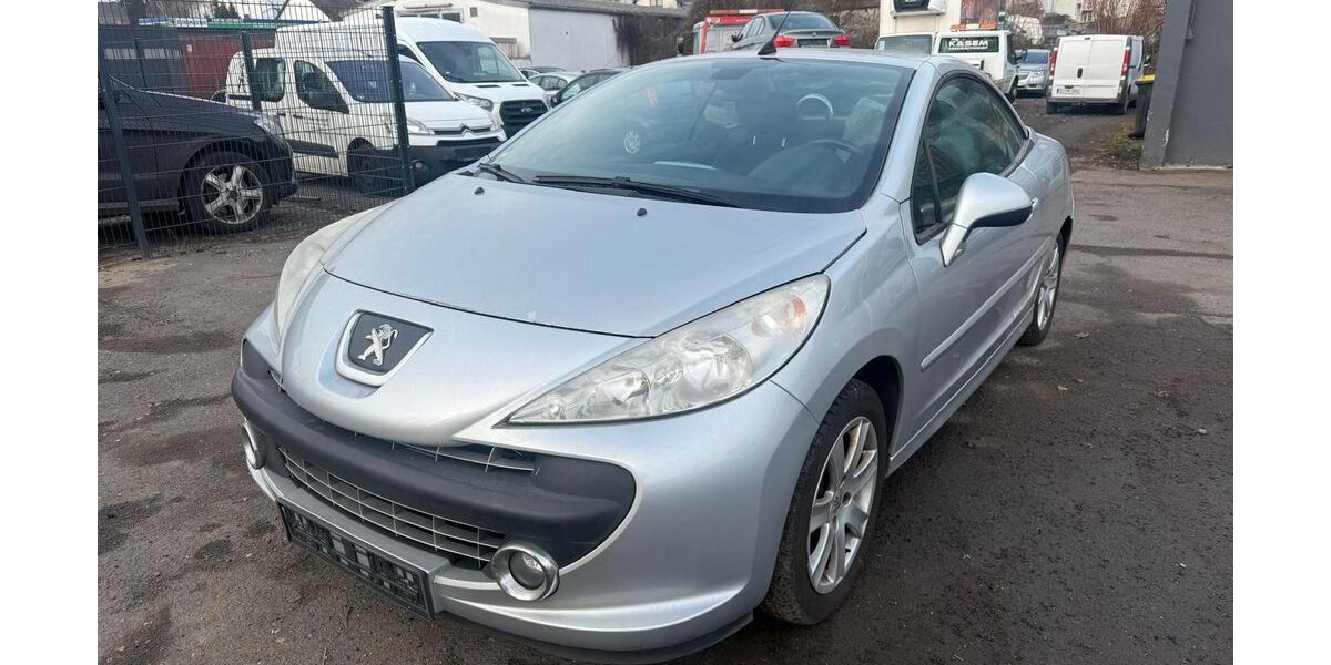 Peugeot 207 170.000 km 2.750 &euro; Brohl-lützing 56656