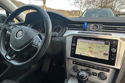 VW Passat Variant 161.000 km 14.300 &euro; Nievern 56132