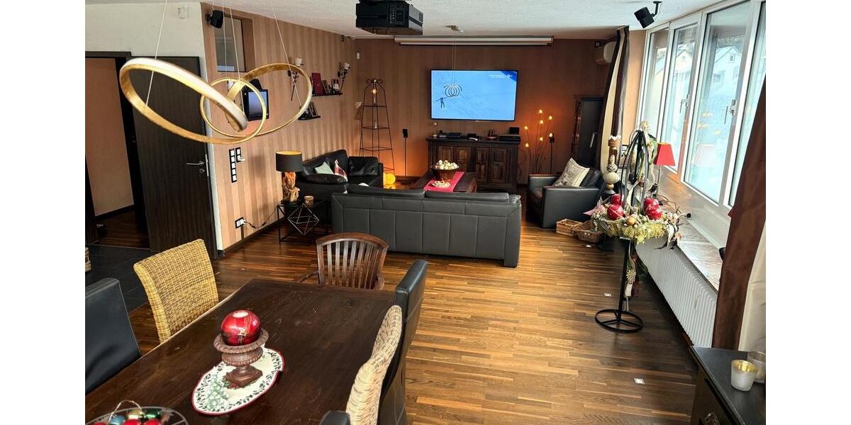 Komfortables Wohnen (vollmöbliert) in luxuriöser Ausstattung 9 zimmer