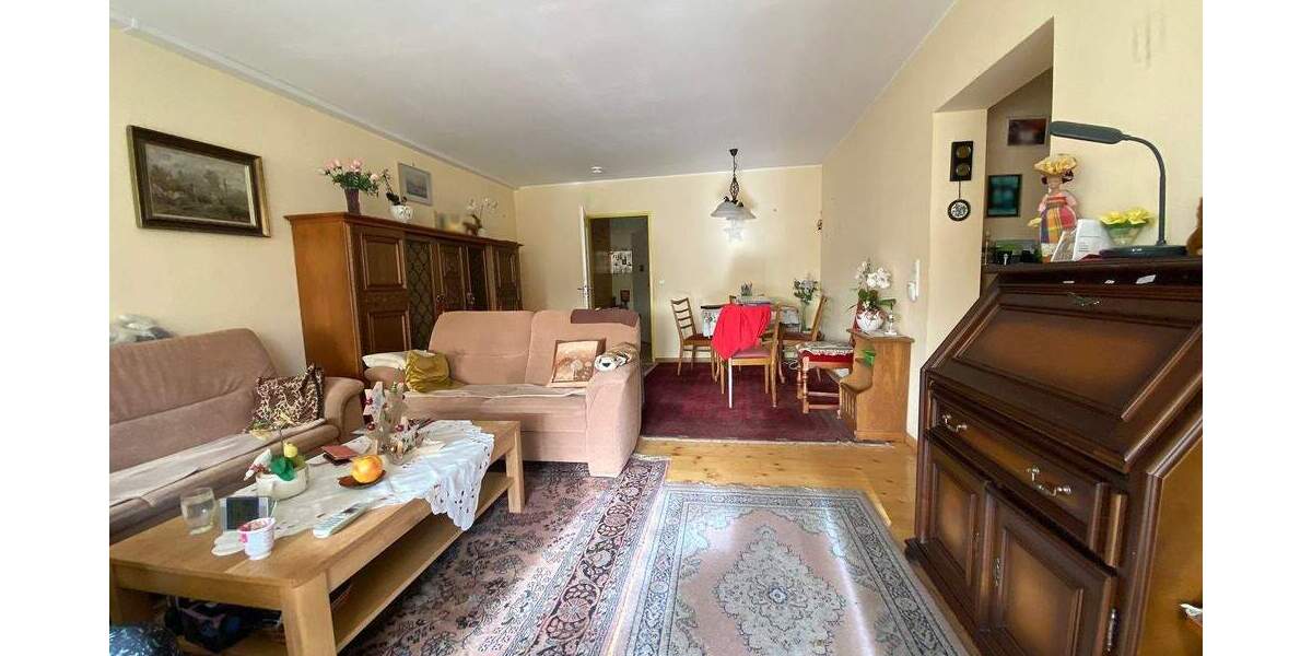 Etagenwohnung Neuwied - 3 Zimmer, 69 m&sup2;, 159.000&euro; | Angebot:25702338