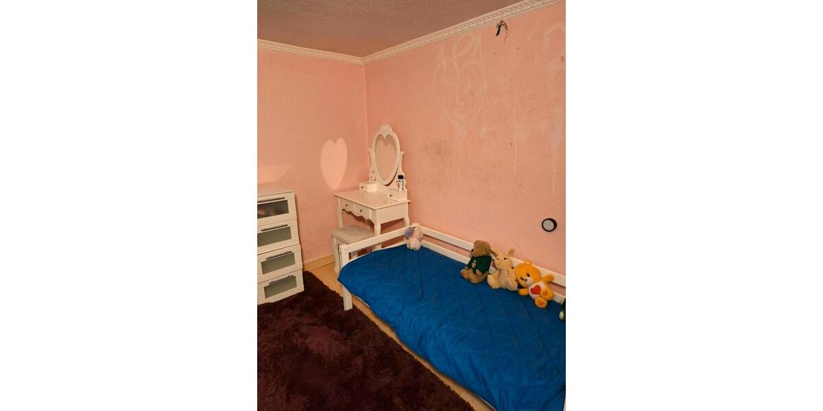 Reihenhaus Hillscheid - 4 Zimmer, 75 m&sup2;, 136.000&euro; | Angebot:26356065