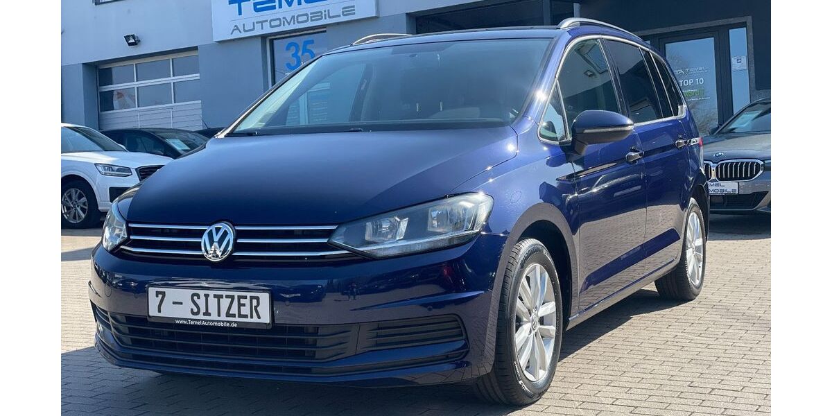 VW Touran 130.596 km 15.999 &euro; Montabaur-Eschelbach 56410