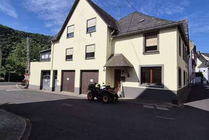 Haus zum Kaufen in Müden 345.000 € 270 m²