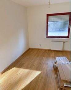 Etagenwohnung Montabaur - 3 Zimmer, 85 m&sup2;, 765&euro; | Angebot:25734847