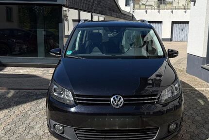 VW Touran 223.500 km 7.890 &euro; Emmelshausen 56281