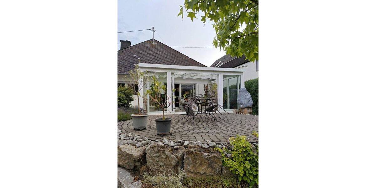 Einfamilienhaus Neuwied Heimbach-Weis - 5 Zimmer, 158 m&sup2;, 1.600&euro; | Angebot:26845448