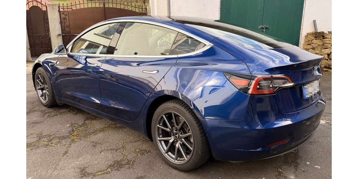 Tesla Model 3 98.000 km 19.500 &euro; Oberfischbach 56370