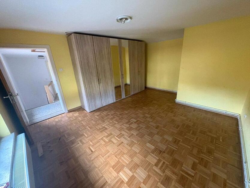 Haus zum Vermieten in Niederzeusheim
