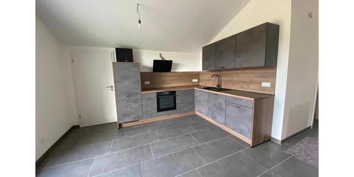 Dachgeschoßwohnung Großmaischeid - 1 Zimmer, 75 m&sup2;, 950&euro; | Angebot:26566083