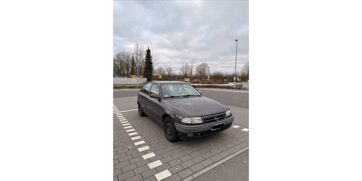Opel Astra 126.000 km 2.000 &euro; Ransbach-Baumbach 56235