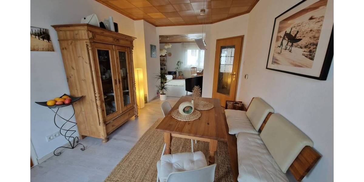 Mehrfamilienhaus mit Ladenlokal, Garagen und Garten zentral in Koblenz-Neuendorf 1 zimmer