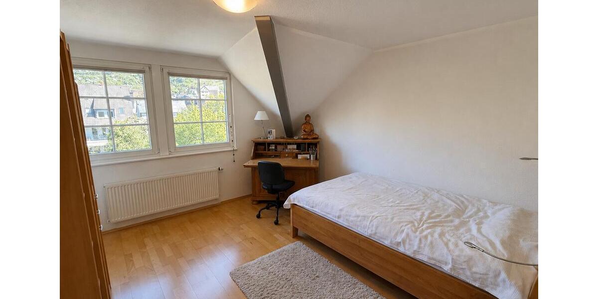 Dachgeschoßwohnung Leutesdorf - 3 Zimmer, 84 m&sup2;, 995&euro; | Angebot:26458368