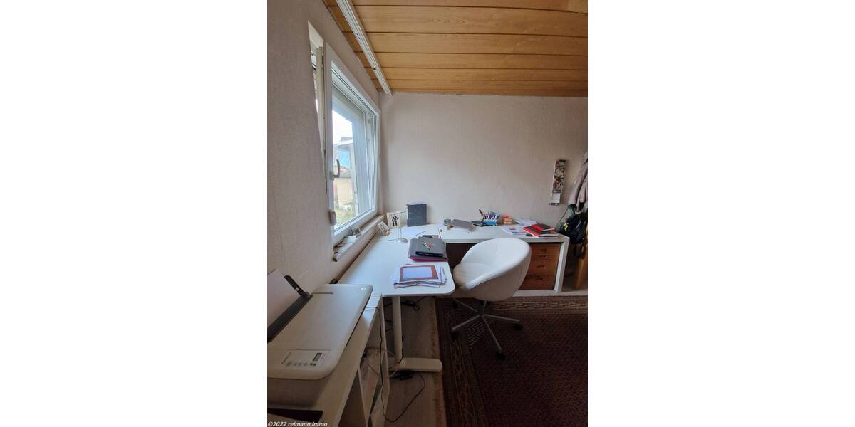 Mehrfamilienhaus mit Ladenlokal, Garagen und Garten zentral in Koblenz-Neuendorf 1 zimmer