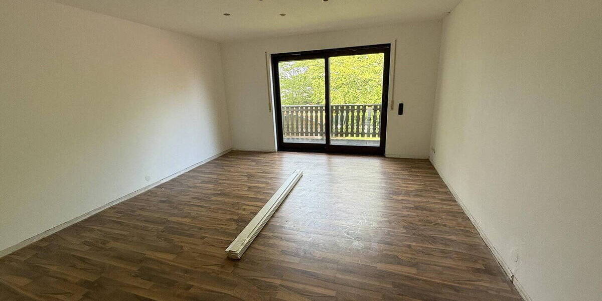 Einfamilienhaus Ransbach-Baumbach Baumbach - 1 Zimmer, 255 m&sup2;, 2.250&euro; | Angebot:26550261