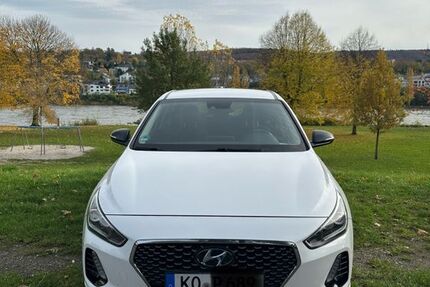 Hyundai i30 118.000 km 10.490 € Koblenz 56068