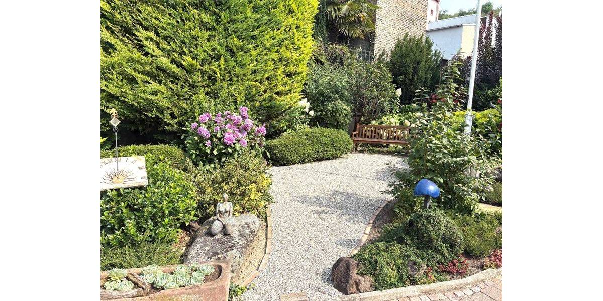 Einfamilienhaus Lahnstein Oberlahnstein - 6 Zimmer, 200 m&sup2;, 539.000&euro; | Angebot:25671452