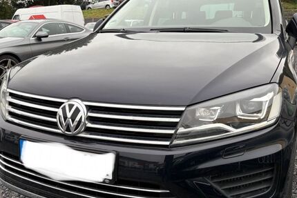 VW Touareg 282.000 km 12.950 &euro; Ochtendung 56299