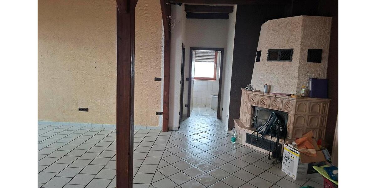 Etagenwohnung Kruft - 7 Zimmer, 180 m&sup2;, 230.000&euro; | Angebot:27157659
