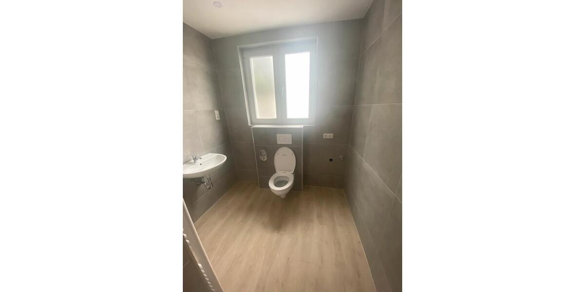 Etagenwohnung Nassau - 2 Zimmer, 100 m&sup2;, 750&euro; | Angebot:25406746