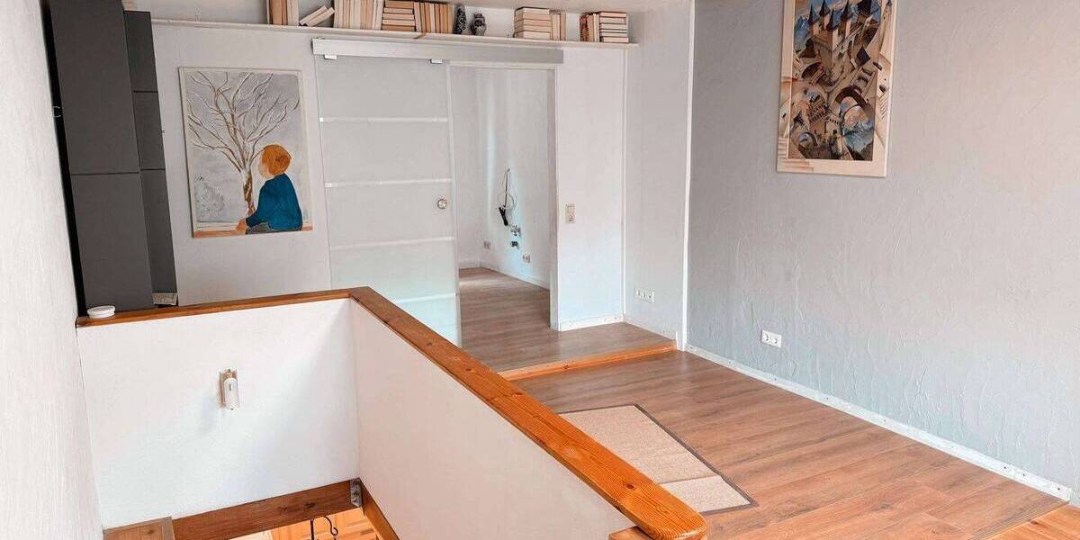 Charmantes und gepflegtes 1-2 Familienhaus in toller Lage 8 zimmer