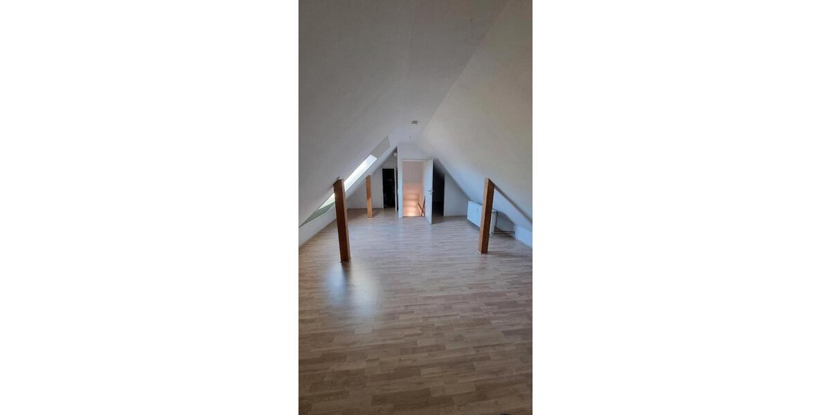 Maisonettenwohnung Lonnig - 3.5 Zimmer, 80 m&sup2;, 720&euro; | Angebot:26367784