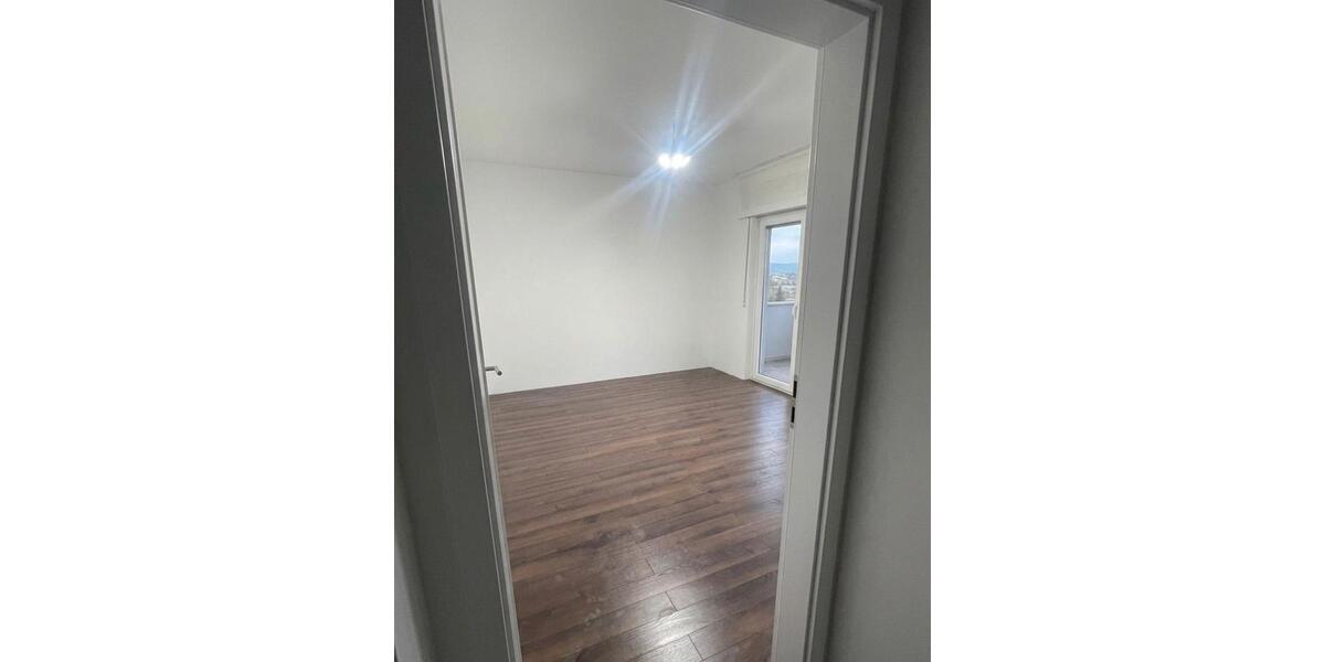 Etagenwohnung Neuwied Block - 3 Zimmer, 90 m&sup2;, 850&euro; | Angebot:26396971