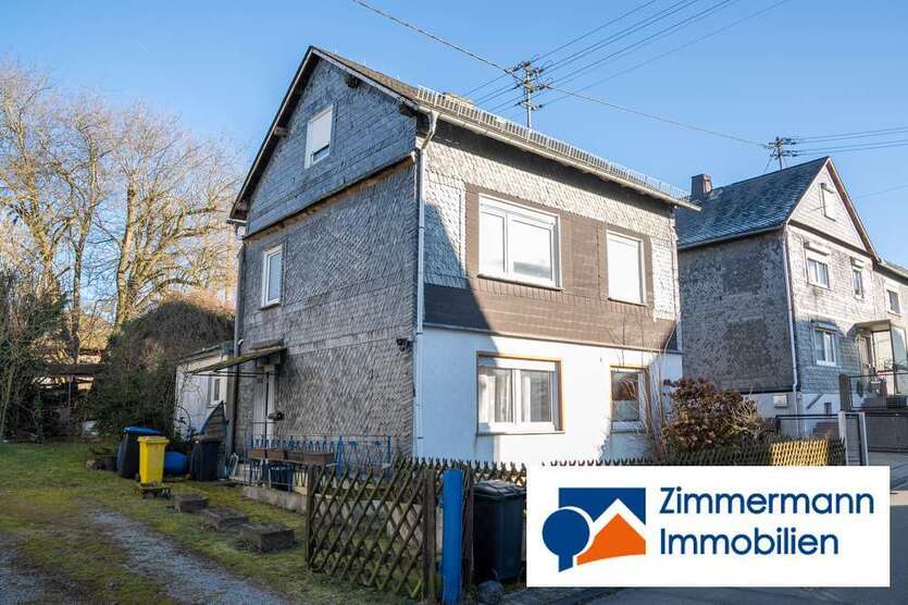 Haus zum Kaufen in Weisel 79.000 € 148 m²