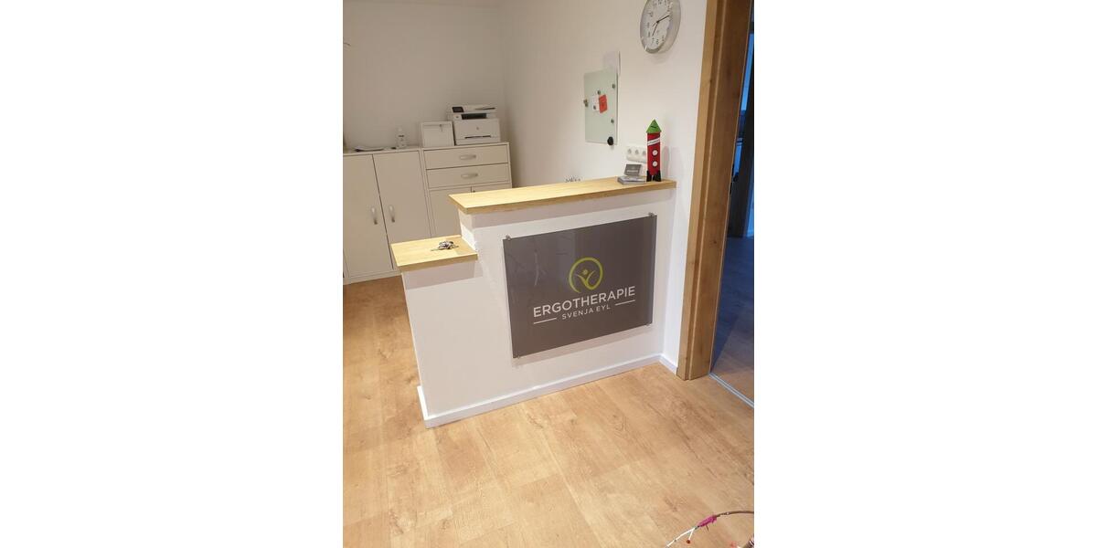 PraxisSalonBüro zu vermieten zimmer